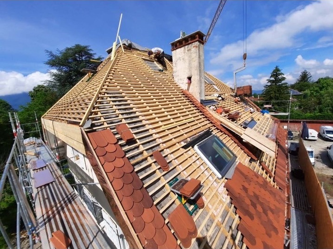Charpente bois avant pose de tuiles, chantier BGR Couverture
